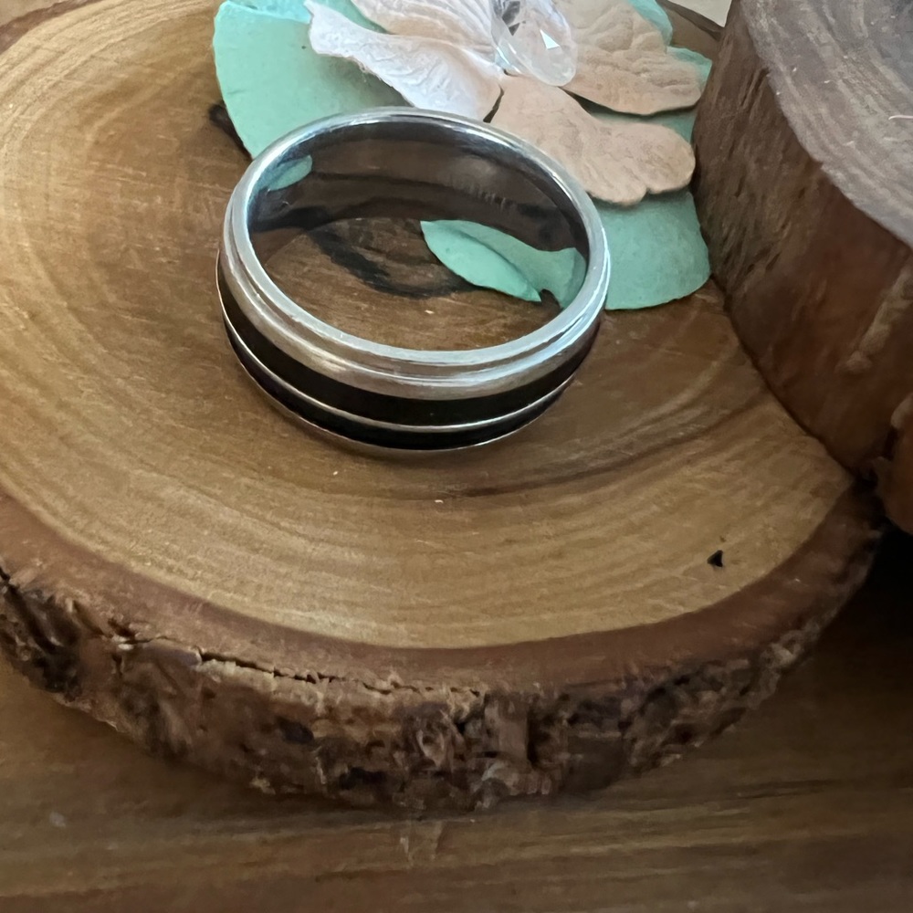 Mens ring